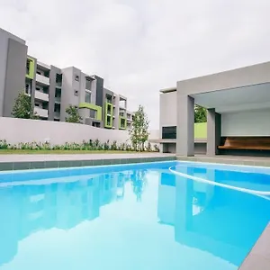 apartments-on-century.hotels-capetown.com/